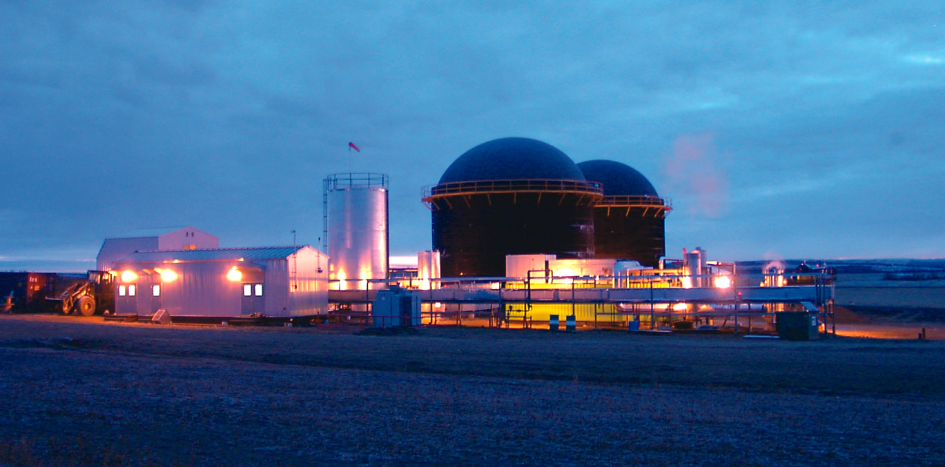 Growing Power Hairy Hill started with an anaerobic digester to process manure from an adjacent cattle feedlot. Today, the facility is receiving 200 tons/day of source separated organics from the Edmonton region.