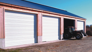 The aerated static pile composting operation at the University of New Hampshire’s Organic Dairy Research Farm is housed in a pole barn structure.