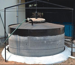 A digester installed by the Elavampadam Model Rubber Producers’ Society in Palakkad District, Kerala (India) is treating high strength wastewater from co-op members’ processing operations. The biogas offsets use of firewood to dry rubber sheets in the smoke house.