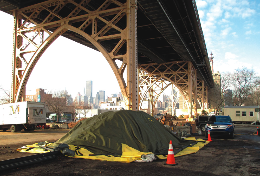 BIG!Compost recently installed a GORE cover system at its 10,000 sq ft community composting operation located under the Queensborough Bridge.