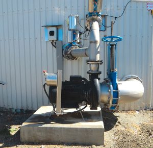A heavy-duty chopper pump supplied by Landia recirculates feedstock through the GasMix ejector, thereby mixing the digester contents.