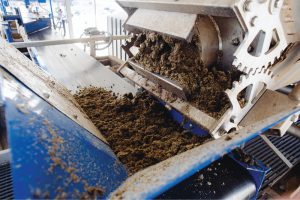Separated digested solids are used for cow bedding; effluent is land applied by the dairy farm as fertilizer.