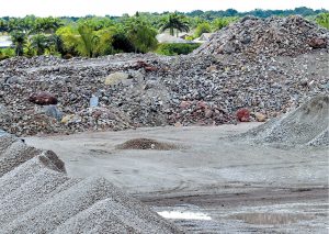 When the company decided to expand into the recycled construction materials market, it discovered that its slow-speed Doppstadt shredders could be used to grind brick paver waste and concrete debris.