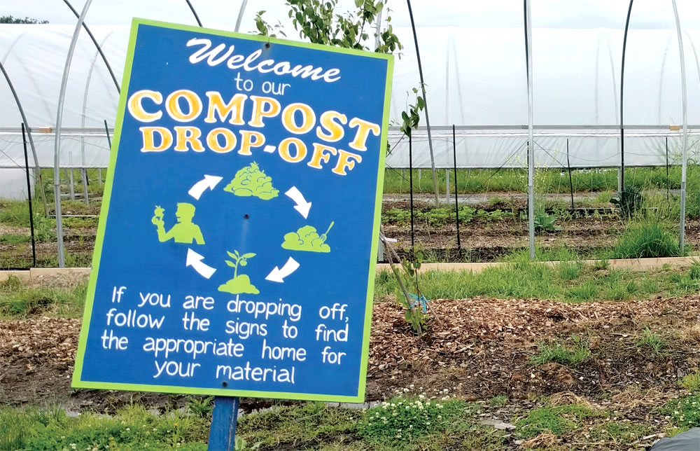 Real Food Farm has established a model small-scale community-centered composting site in northeast Baltimore. A 5-bin rat-resistant system processes hundred of pounds of food scraps from the farm and its composting cooperative’s members.