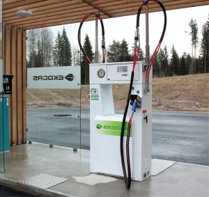 A separate pressurized storage and fueling station (above) is available for customers at the integrated AD and composting facility. 